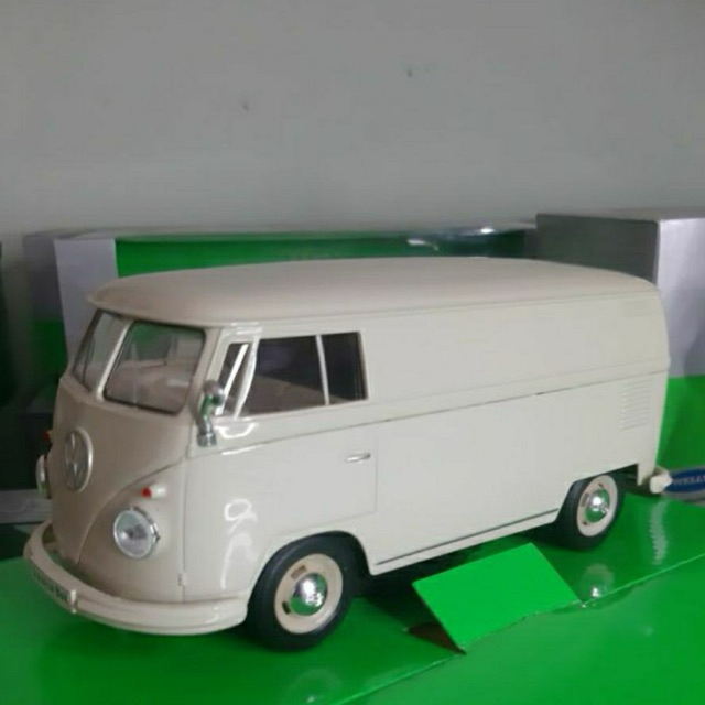 Diecast Welly Skala 1:24 Volkswagen T1 Bus 1963 Cream Baru Bukan Bekas Komplit