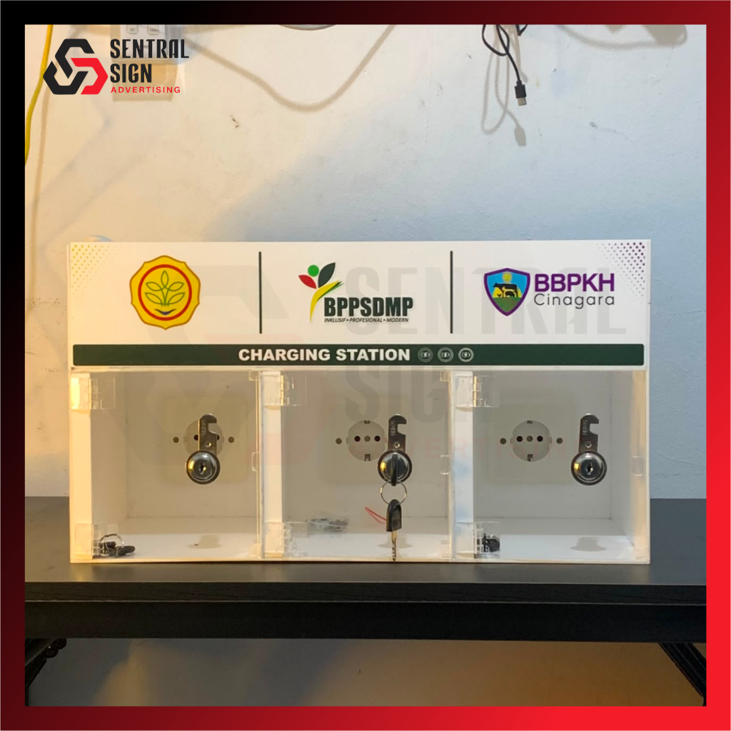 Box Charger Hp Bahan Akrilik 3 pintu model landscape + stiker/ Box charger handphone 3 pintu