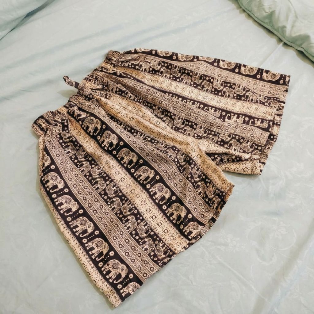 Celana Pendek Wanita Pria Motif Gajah Thailand Adem Celana Kolor Santai Bohemian Etnik Bali Premium