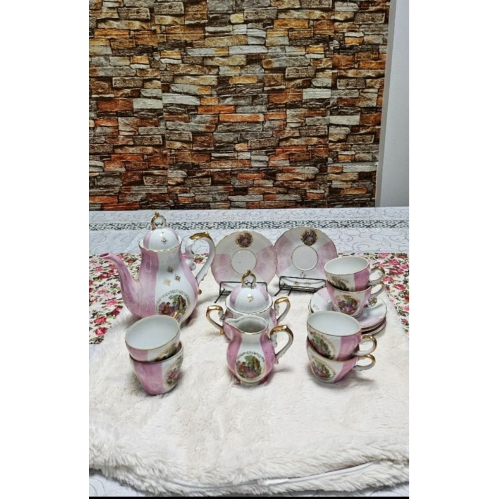 Preloved - Cangkir Set Mini VINTAGE ANTIK - LANGKA- CANTIK 
#teaset #cangkir keramik #vintange langk