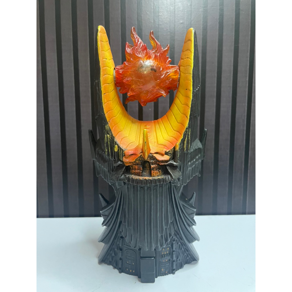 The Lord Of The Rings Eye of Sauron Original Toybiz LOTR