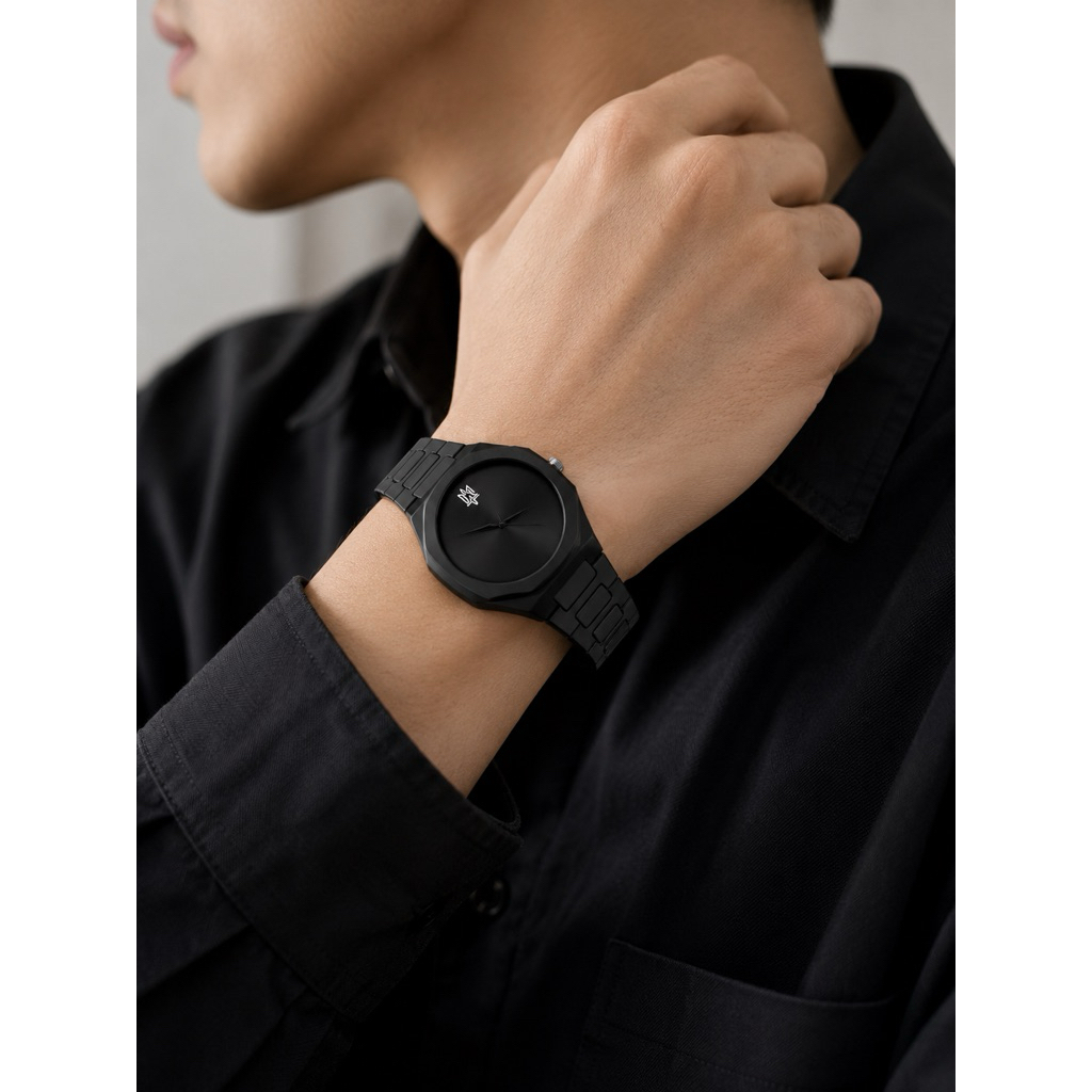 Jam Tangan Maternal Disaster Rubber Hitam Analog