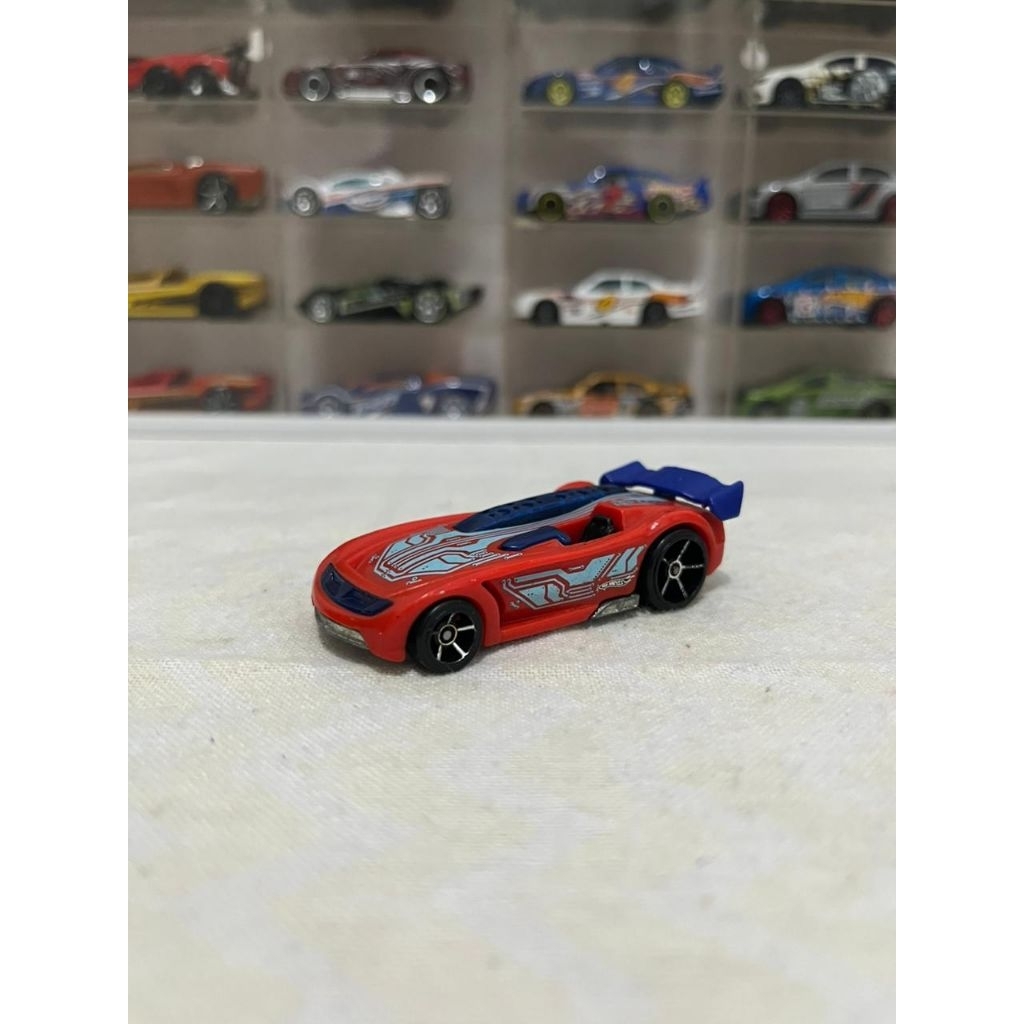 hot wheels battle spec oren