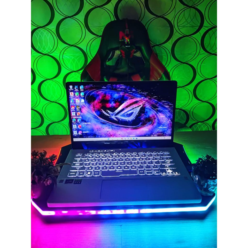 Asus ROG Zephyrus G14 GA401QMRyzen  7 5800HSRam 16/1TbDual VGA Radeon + RTX  3060 Vram 6Gb