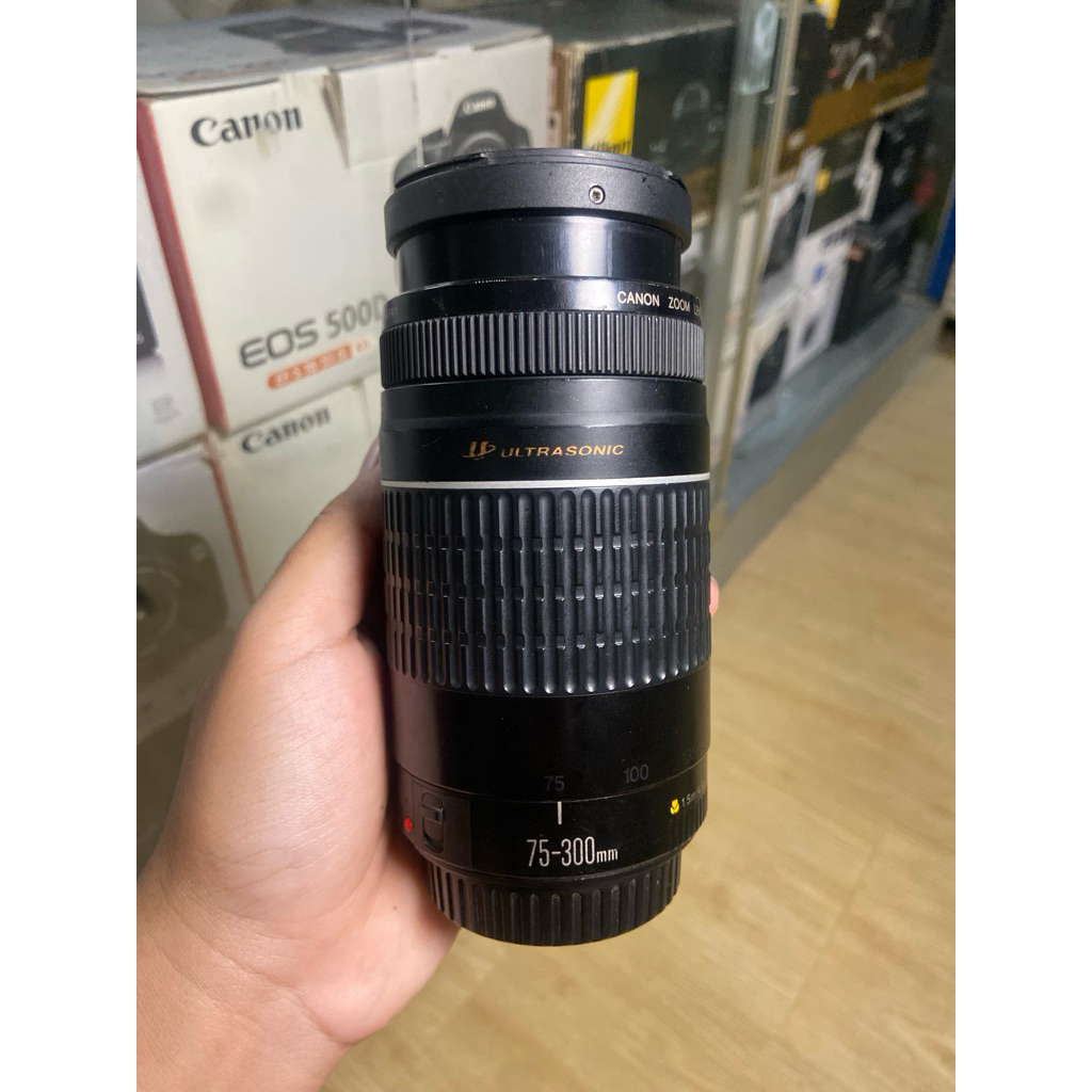 LENSA TELE 75-300mm For Canon