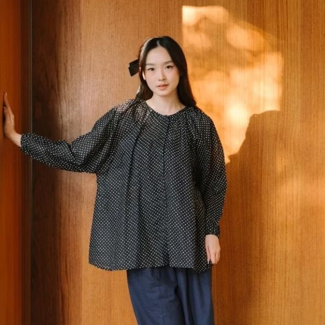 Nymph Aleena Kemeja panjang wanita