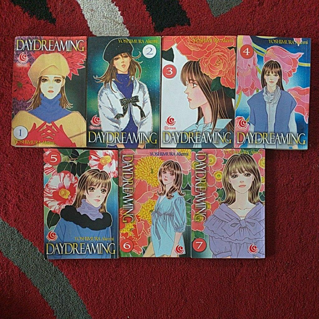 Komik Daydreaming by Yoshimura Akemi