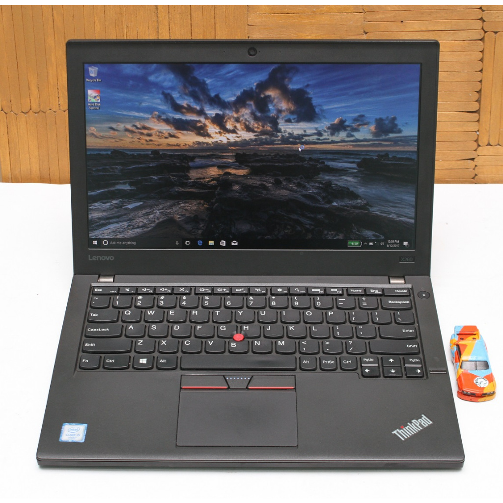 Lenovo ThinkPad X260 Laptop