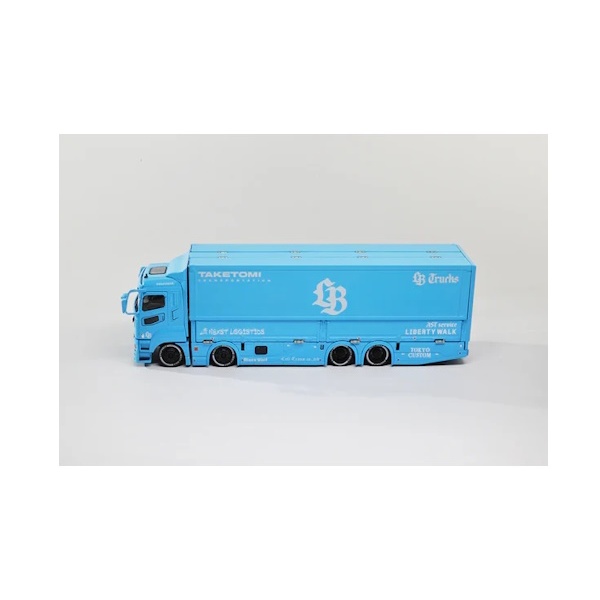 GCD 1/64  LB-TRUCKS Mitsubishi Fuso Super Great  transporter Baby Blue