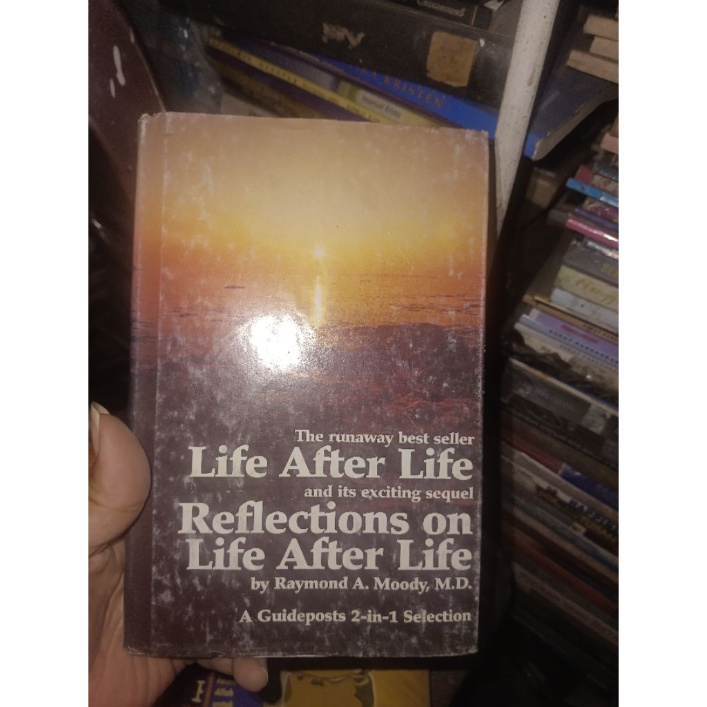 Buku Langka Life After Life & Reflections on Life After Life - Raymond A. Moody (Guideposts 2-in-1 S
