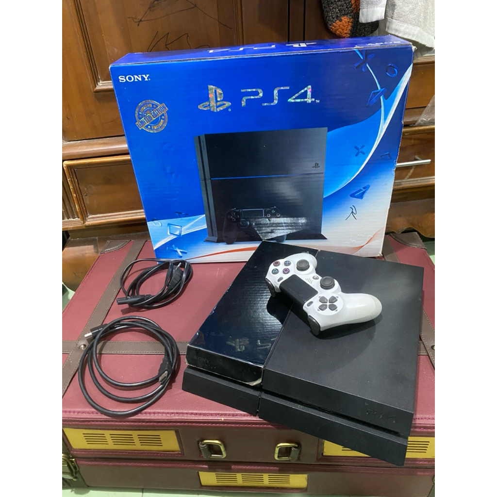 Ps 4 Fat Hen 1TB