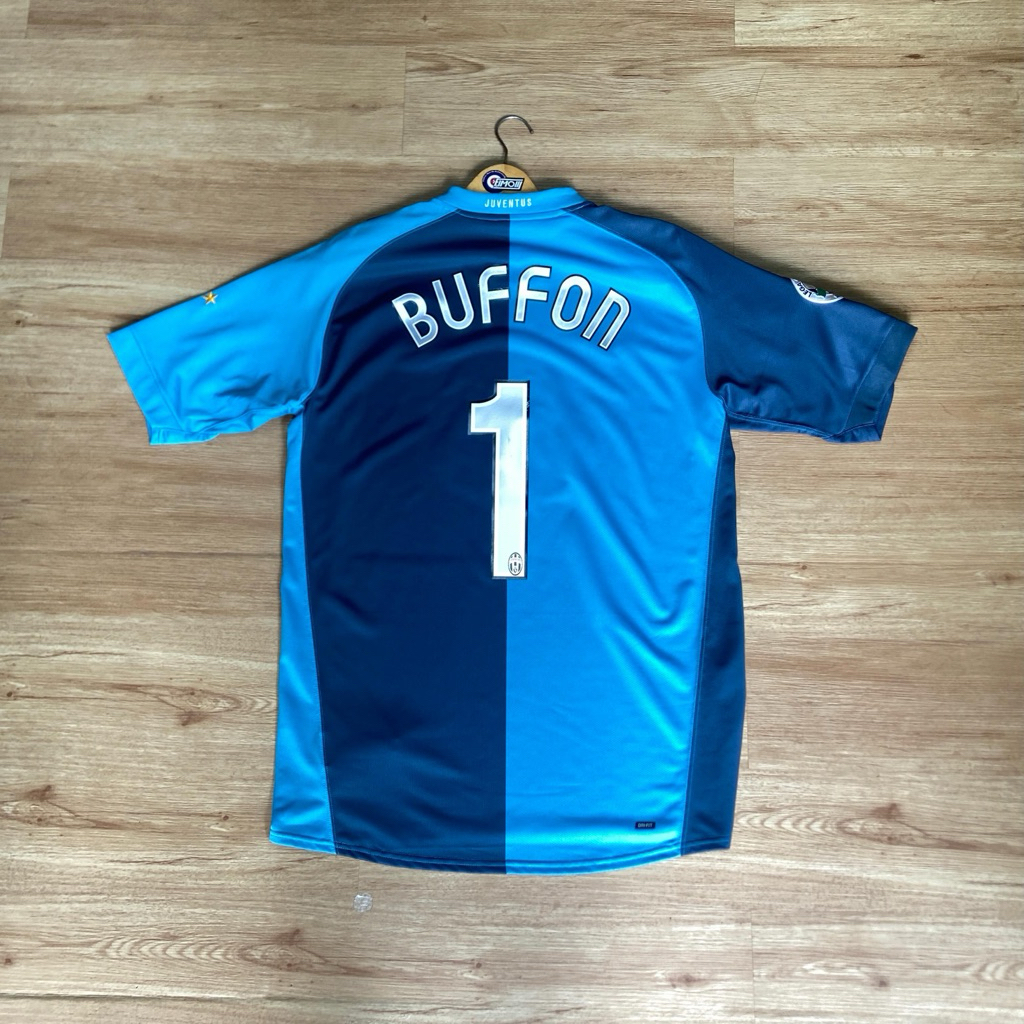 classic retro jersey buffon juventus 2006/7