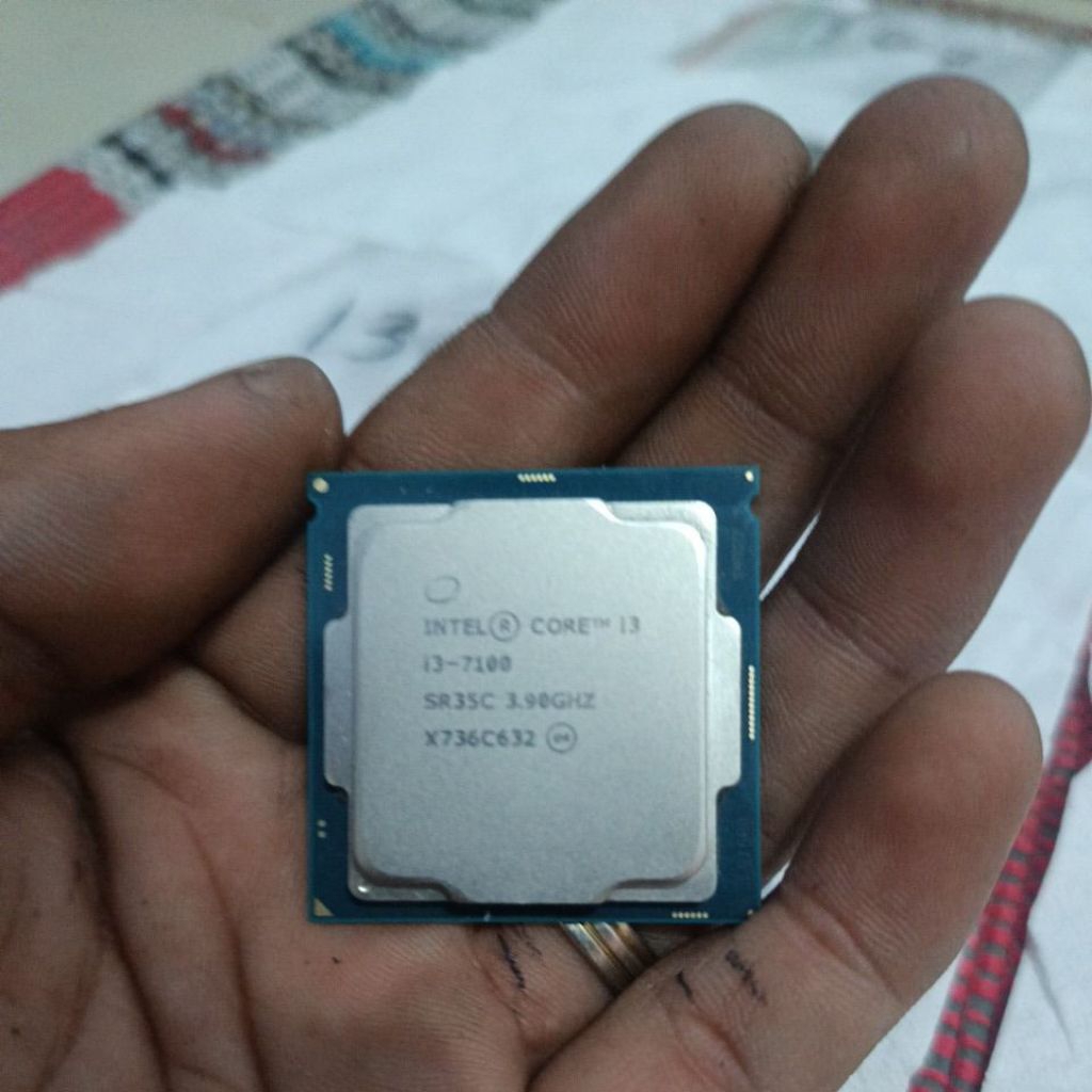 prosesor pc i3 gen 7