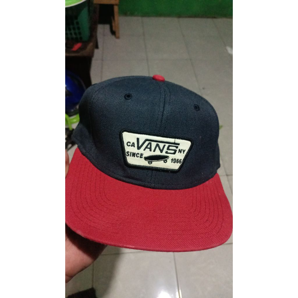 snapback vans vintage