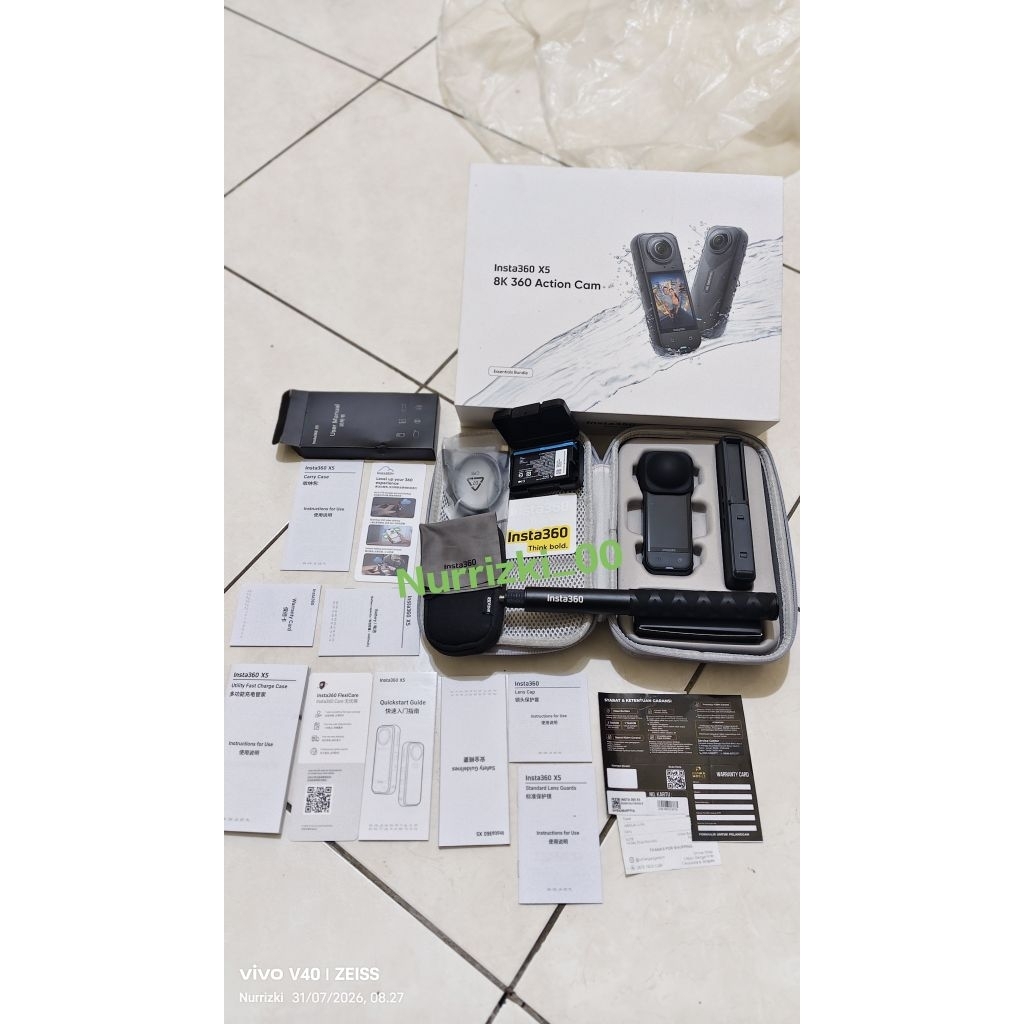 Insta360 X5 Essential Bundle