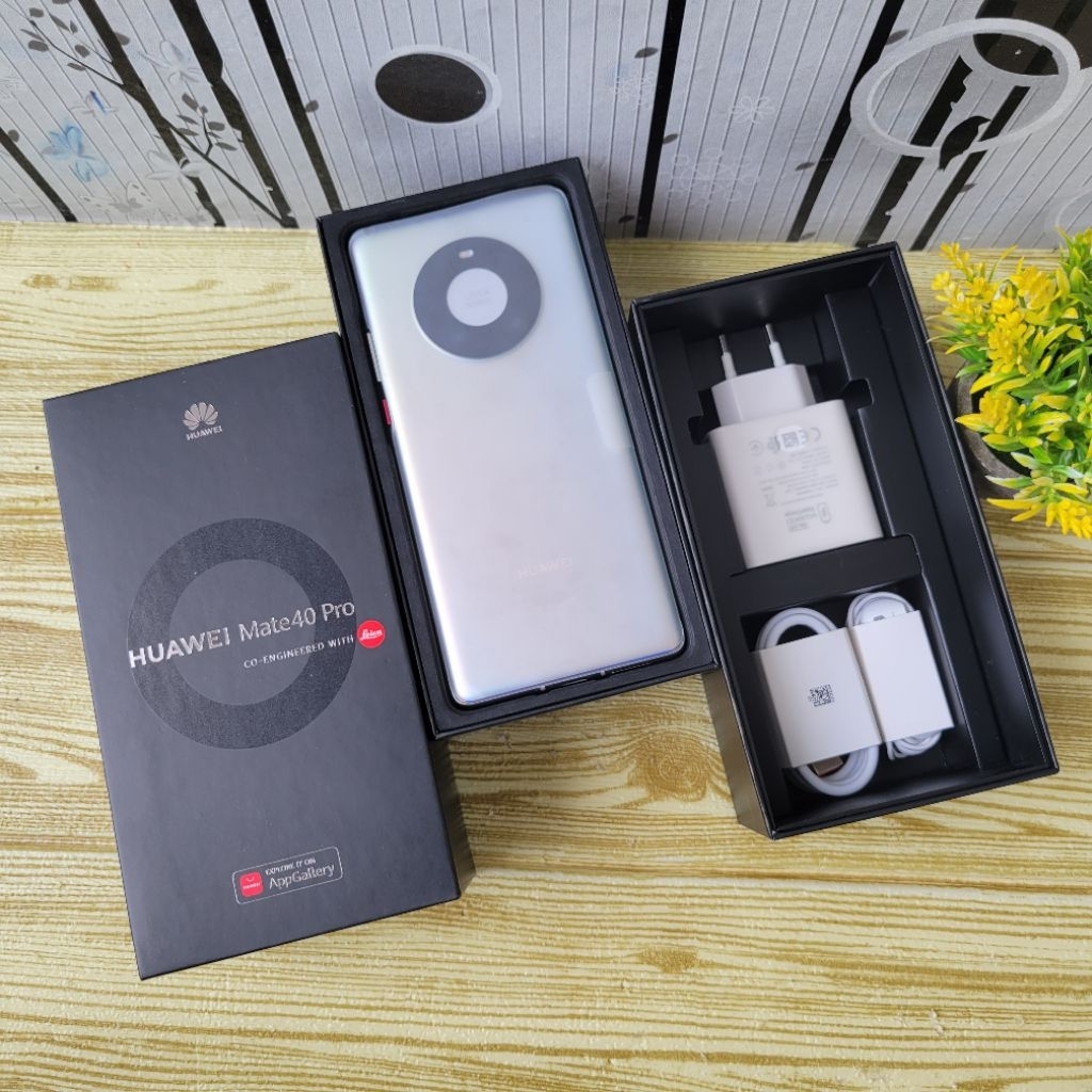 HUAWEI MATE 40 PRO 5G 8/256GB Resmi Indonesia - Second terawat