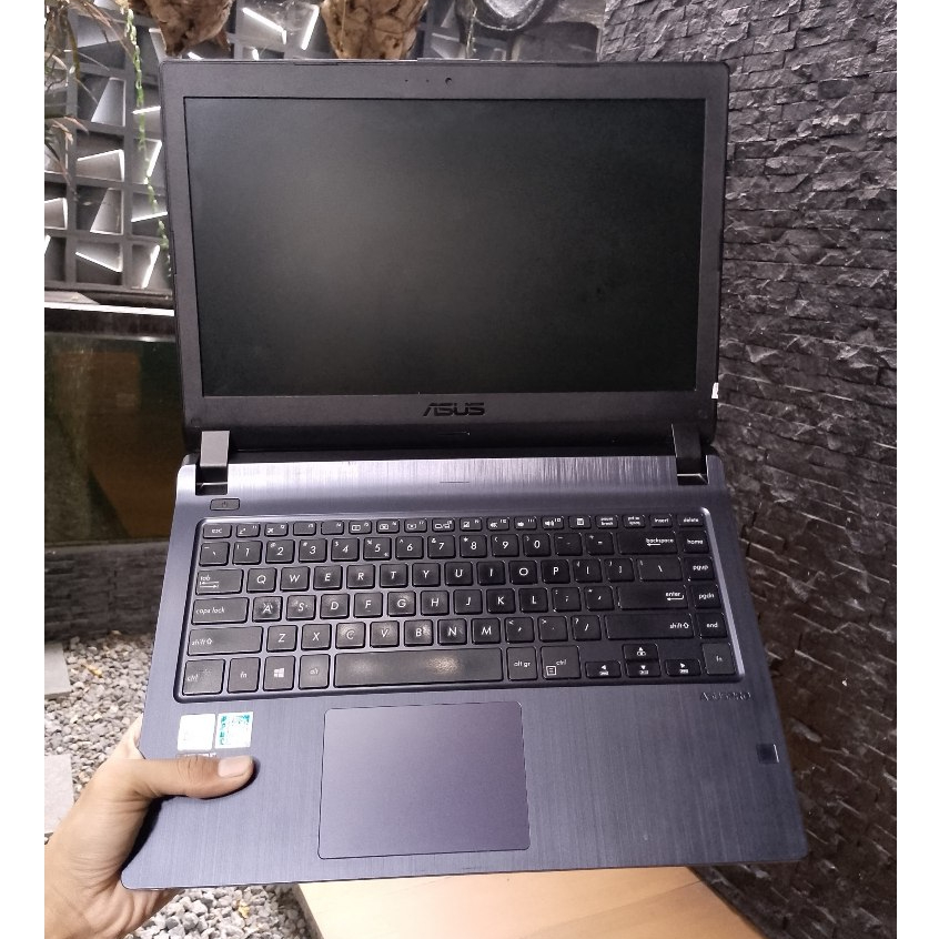 Laptop Asus PRO P1440FA Intel Core i5-10210U Ram 8Gb Ssd 256Gb Hdd 1Tb