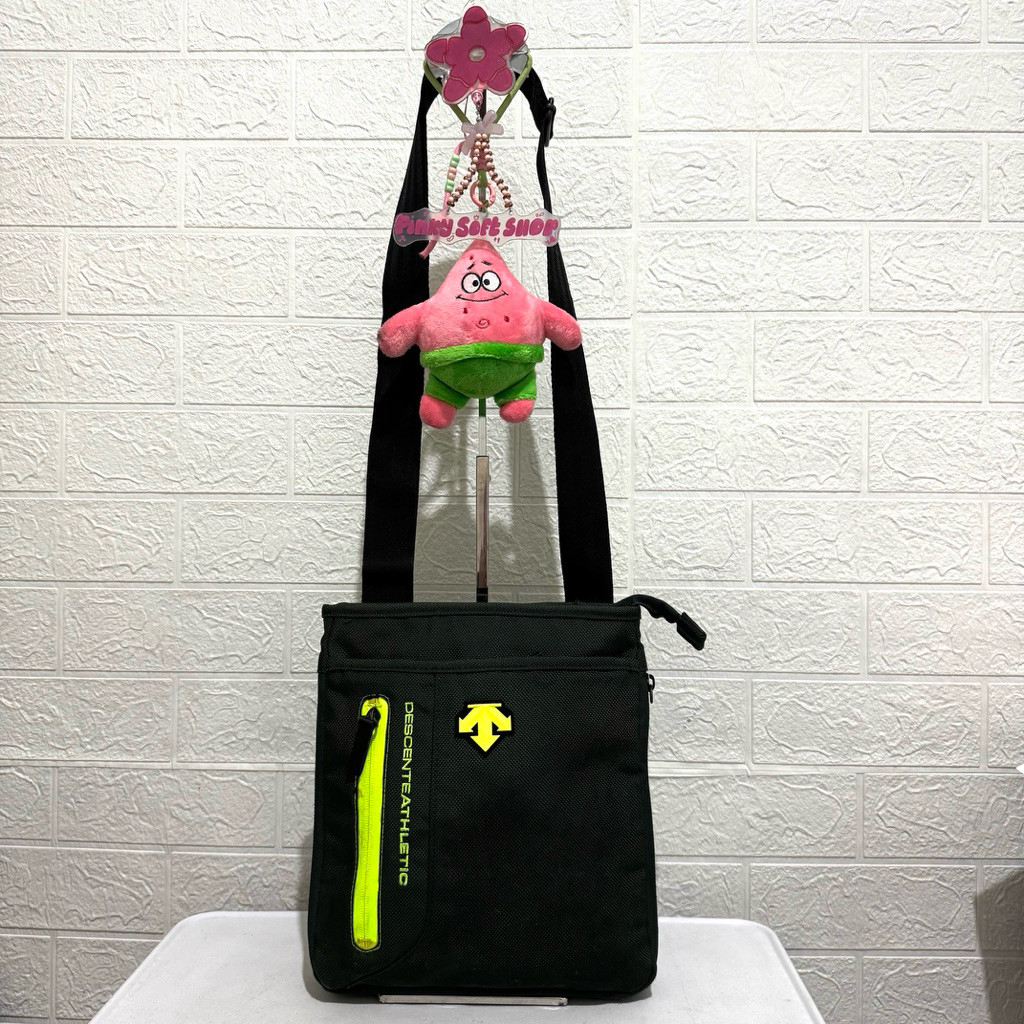 tas sling bag descente. tas sling bag kanvas. tas selempang pria cowok. tas prelop. hijau ko