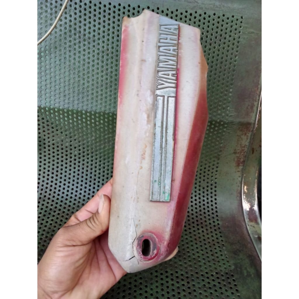tepong kanan yamaha v75 original