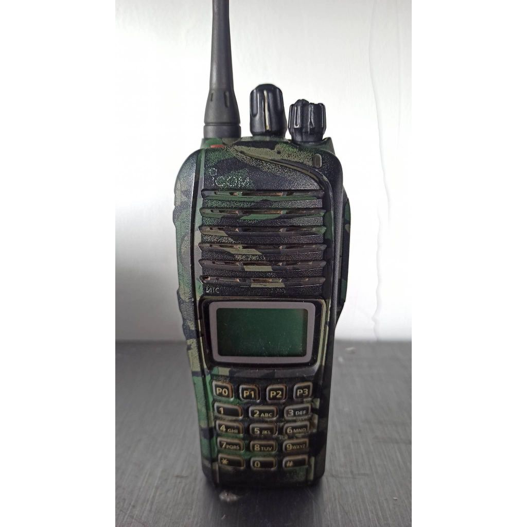 HT Icom IC-F4167DT UHF 400-470Mhz