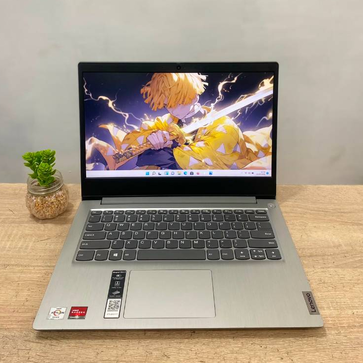 LENOVO IDEAPAD 3 14ADA05 AMD ATHLON SILVER 3050U WITH RADEON GRAPHICS RAM 4 GB SSD 256 GB  AMD RADEO