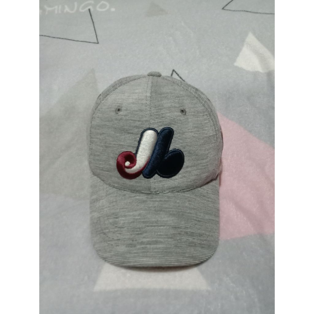 Topi MLB stelan Montreal Expos jarang ada