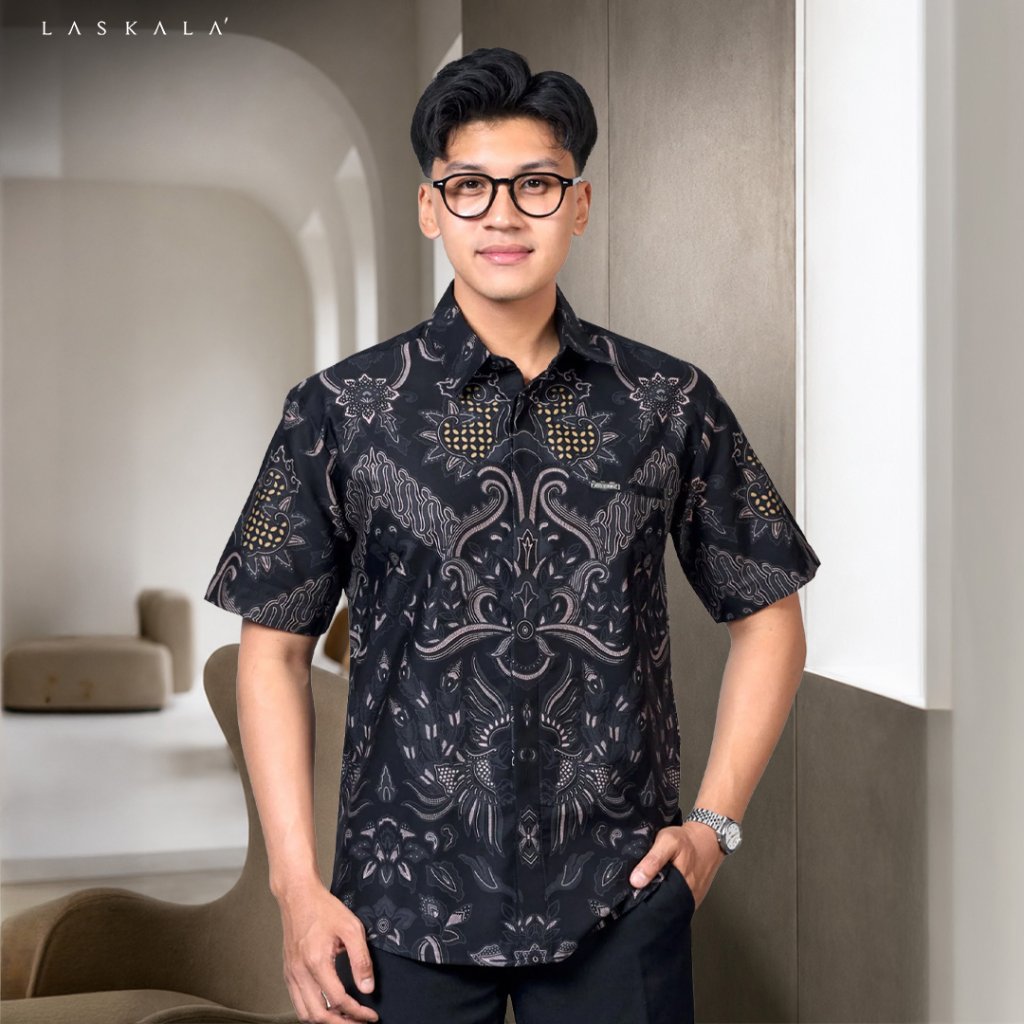 Laskala Batik Premium Borneo Kemeja Batik Pria Slimfit Lengan Pendek