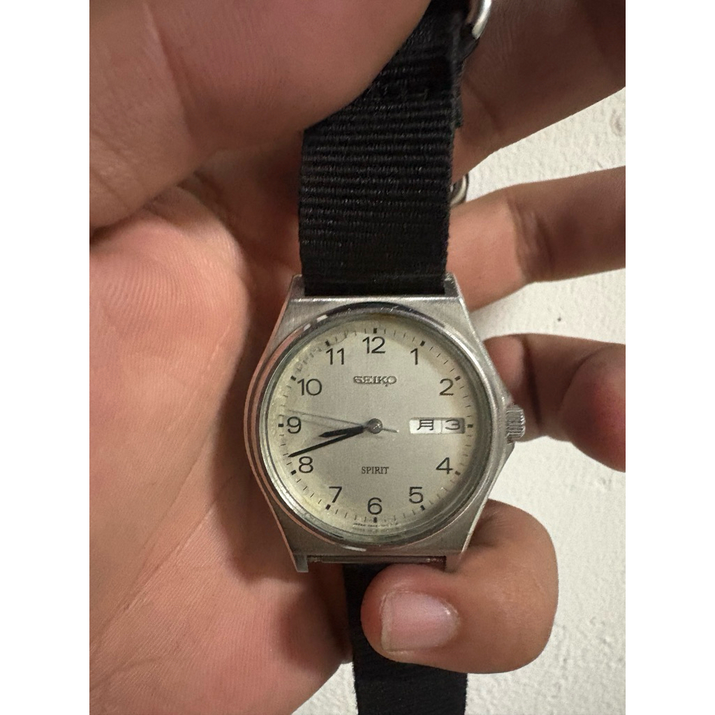Seiko spirit Quartz