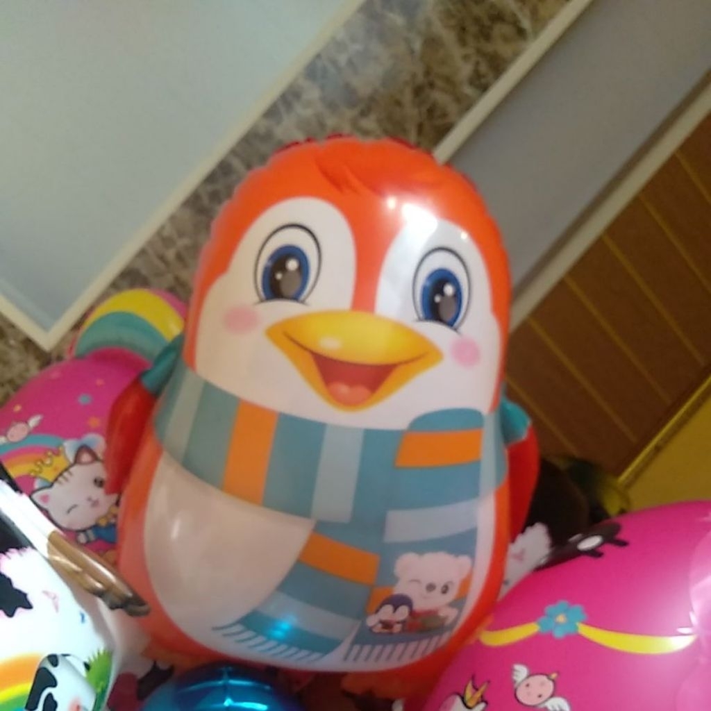 balon  foil karakter pinguin
