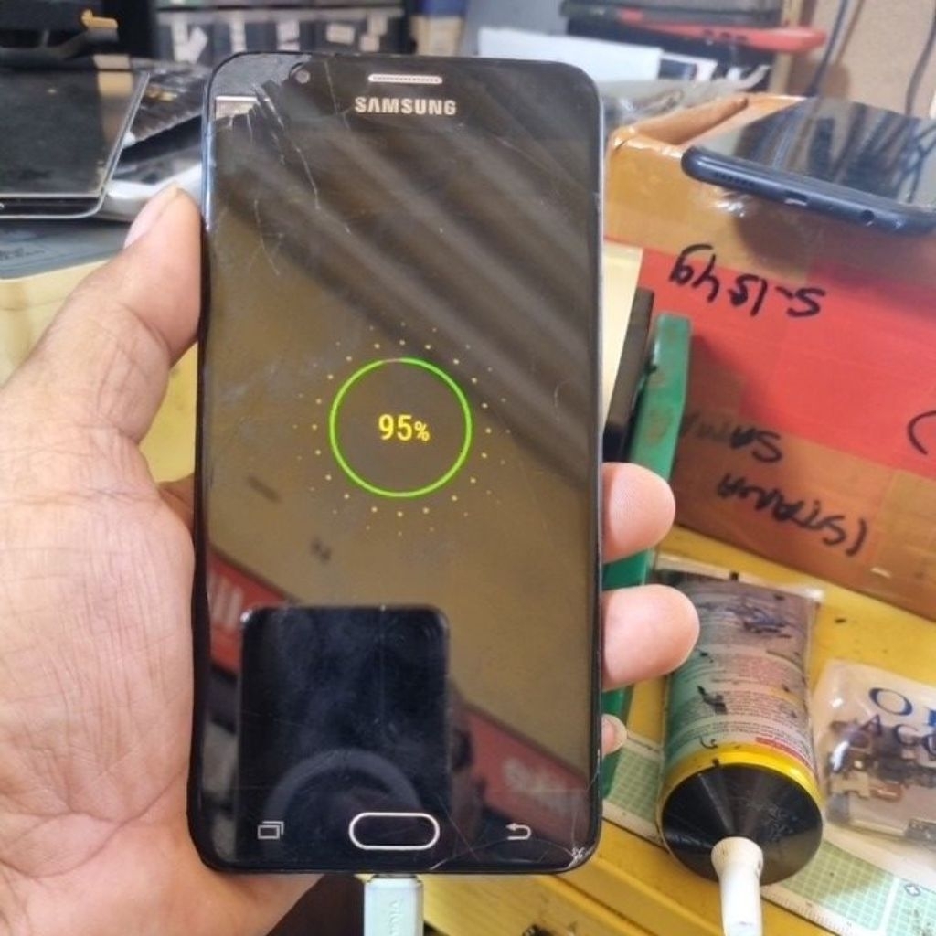 Samsung J7 Prime 3/32 Minus LCD Second Hand Smartphone Android