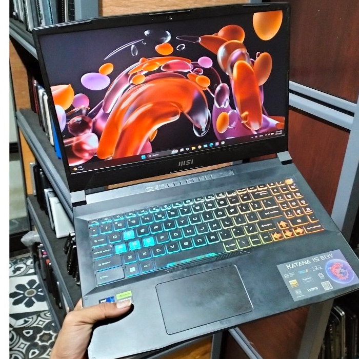 Laptop MSI Katana 15 B13VGK i9-13900H RTX4070 8GB Ram 32Gb SSD 1TB Laptop Gaming Second Berkualitas 
