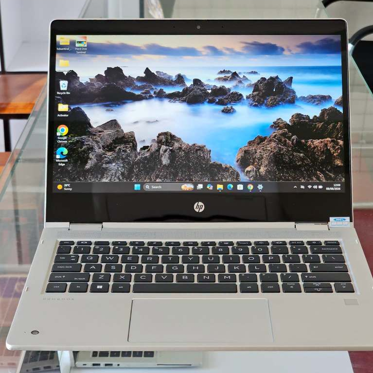 HP Probook X360 435 AMD Ryzen 5 5625U AMD Radeon Graphic Touchscreen 2 in 1 Premium Bisnis Laptop