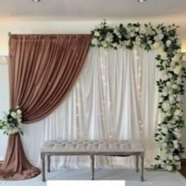backdrop lamaran background tunangan rempel gelombang juntai satu