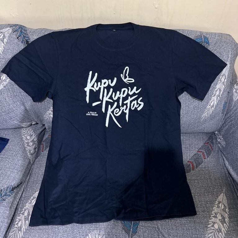 KAOS OFFICIAL MERCHANDISE FILM KUPU - KUPU KERTAS. KAOS AMANDA MANOPO. KAOS REZA ARAP