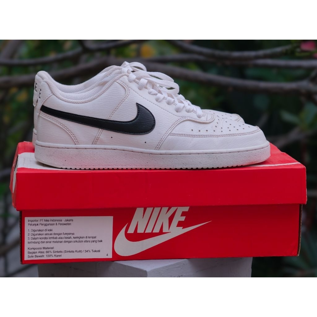 (Preloved) Sepatu Nike Court Vision Low White/Black