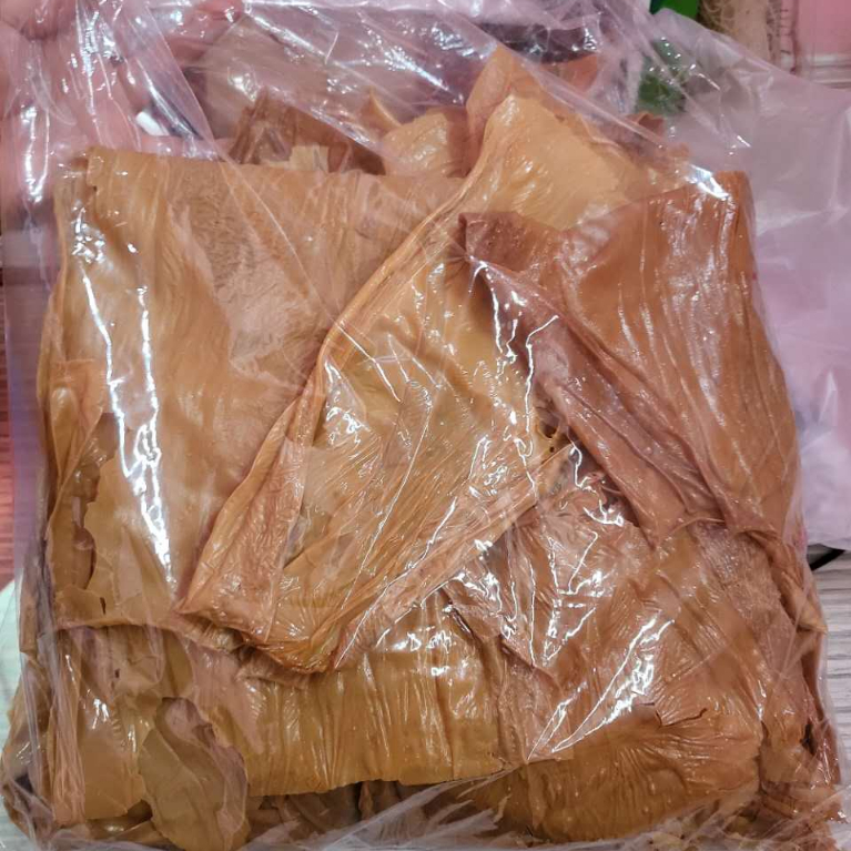 Kembang tahu manis kering tiki +/- 1kg / tiaki / vege vegan halal