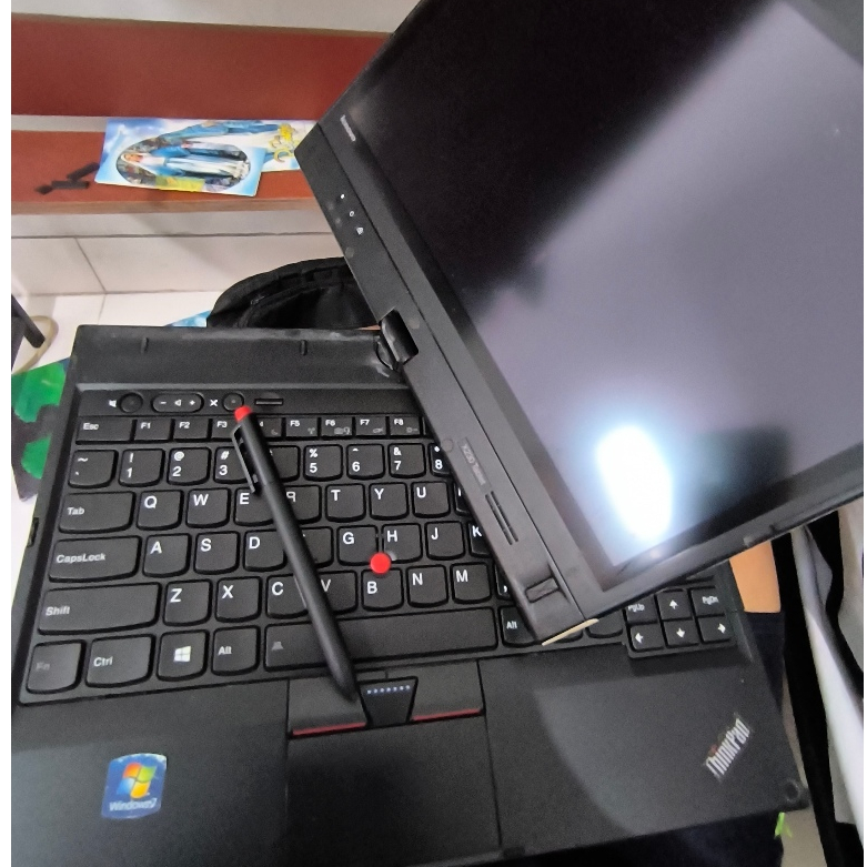 lenovo thinkpad X230 tablet (x230t) Core i7 gen3 RAM 12GB SSD 256+M2 320GB; ..TOUCH