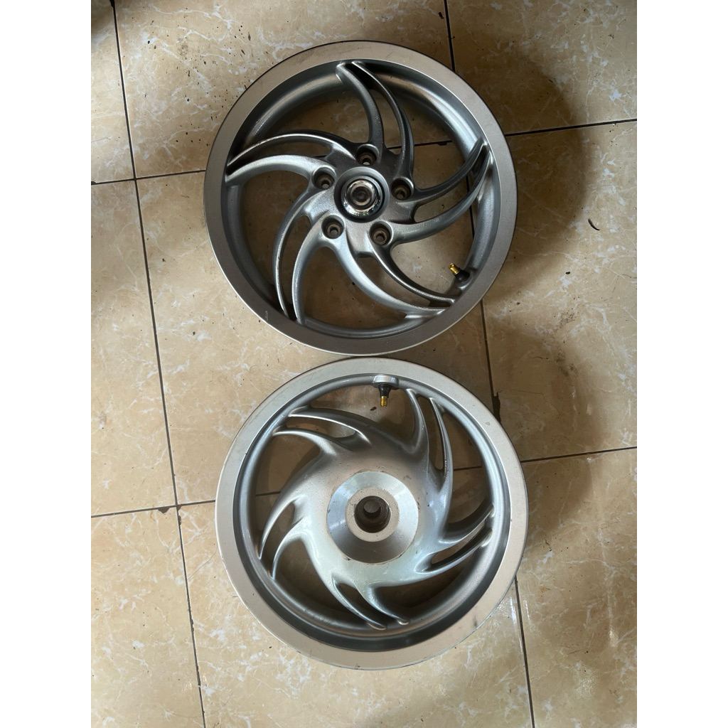 velg fly vespa piaggio ring 12