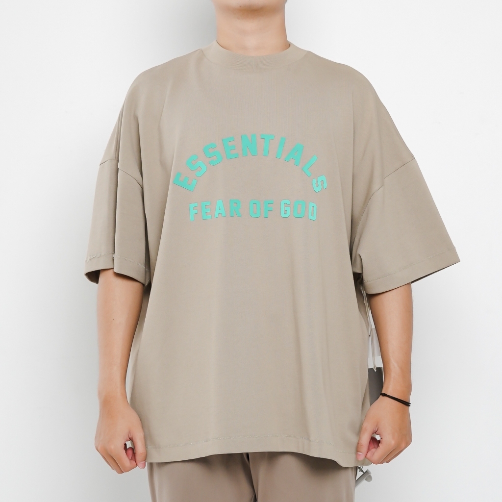 Kaos FEAR OF GOD EXCLUSIVE JET SEAL TAUPE TSHIRT 100% ORIGINAL