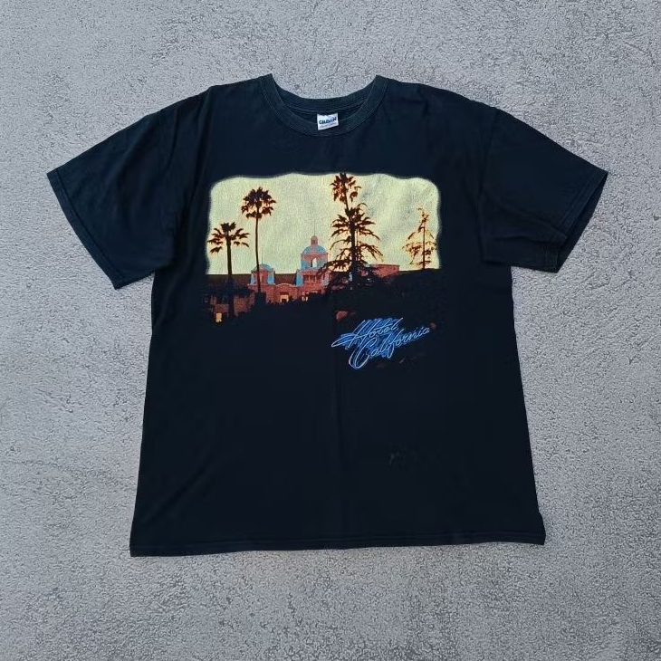 Tshirt vintage eagles tour 2011 "HOTEL CALIFORNIA"