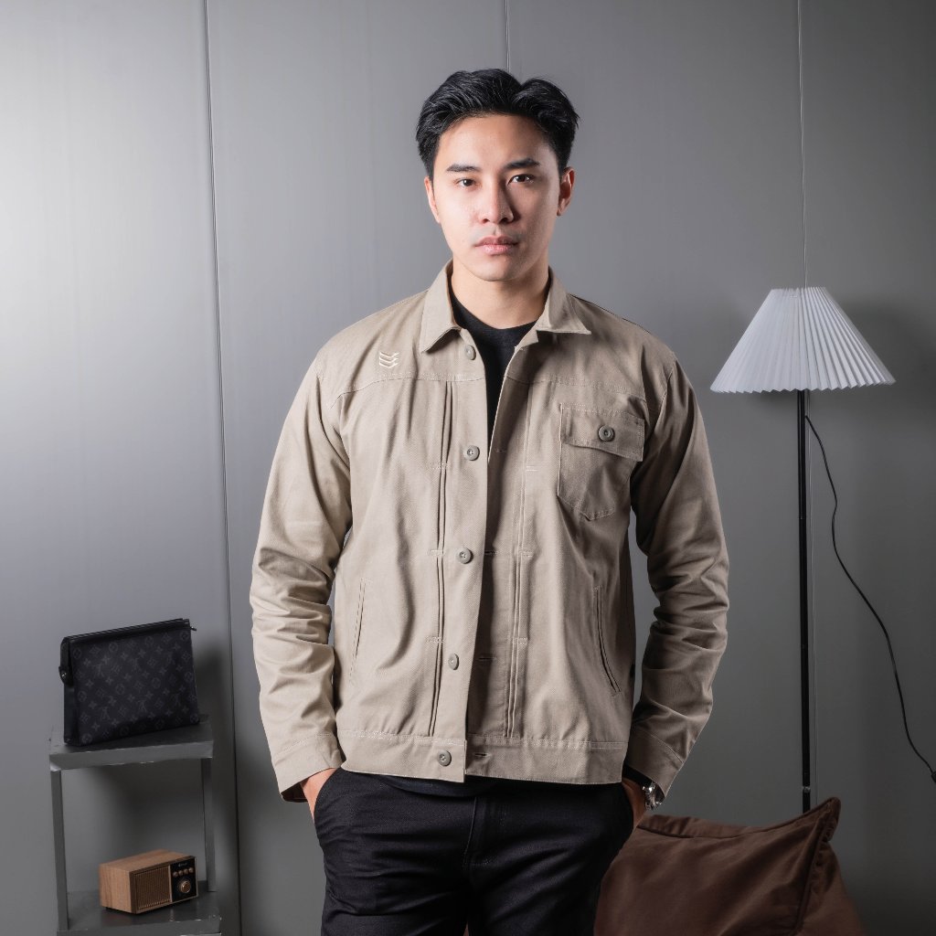 Jaket Trucker Cream Pria Wanita Outer Casual Streetwear Unisex Delibra – Jaket Outer Kekinian