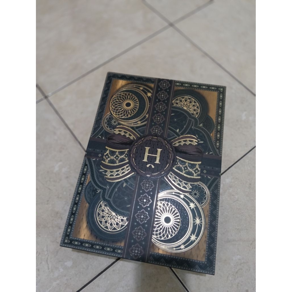 Howel & co sajadah hampers