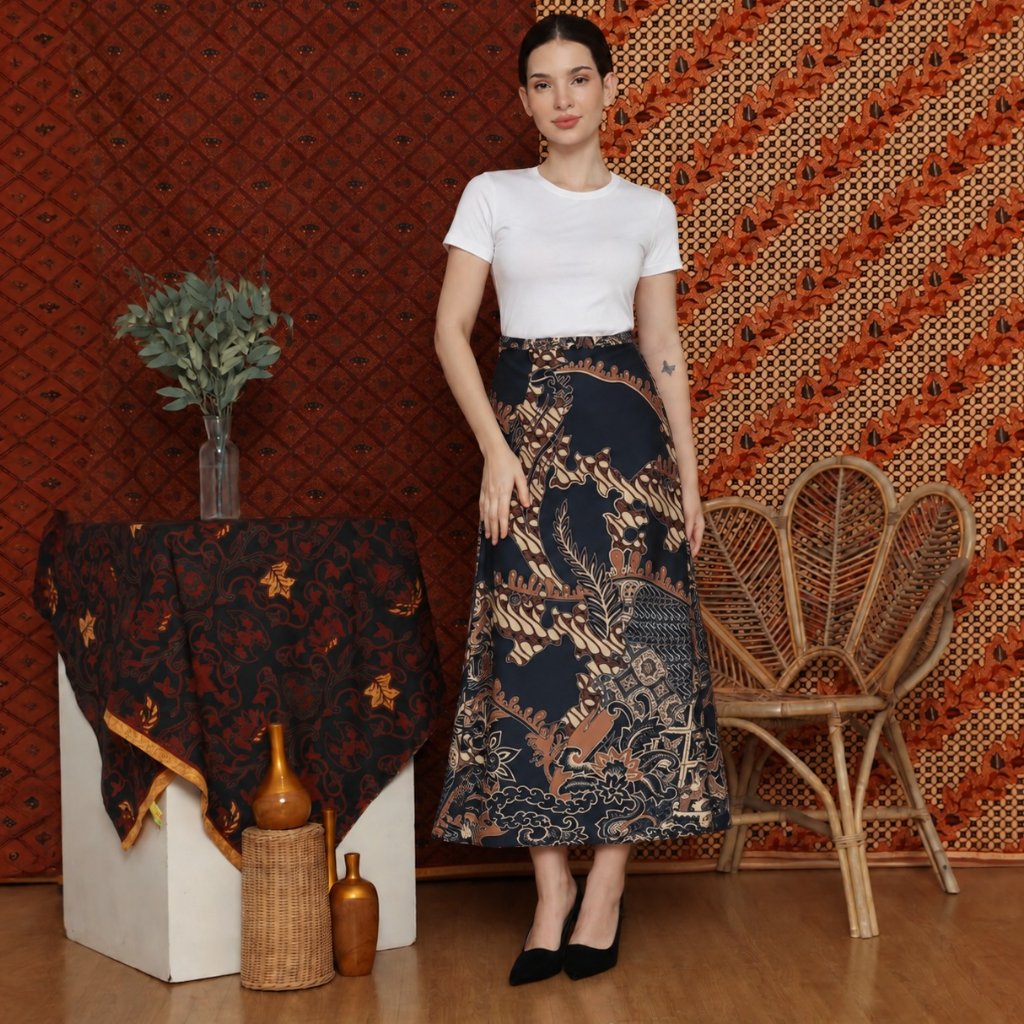 Lyne Halim Rok Batik A-Line Black – Rok Batik Wanita, SKT-8528