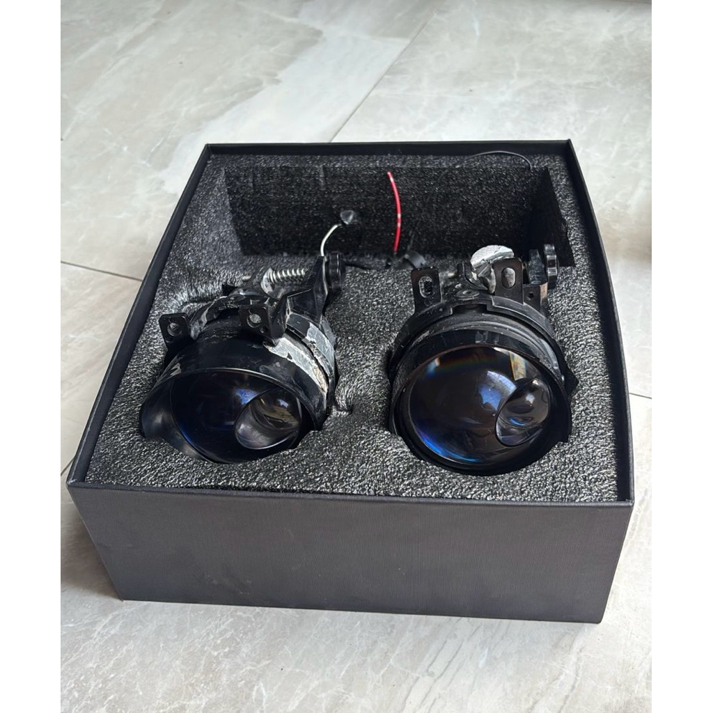 BILED FOGLAMP MOBIL MERK SABER SR 800 EVO GARANSI ON 2028