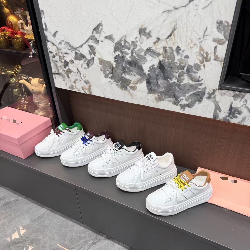 Women's platform casual sneakers, classic white leather platform shoes, lace-up everyday walking sho