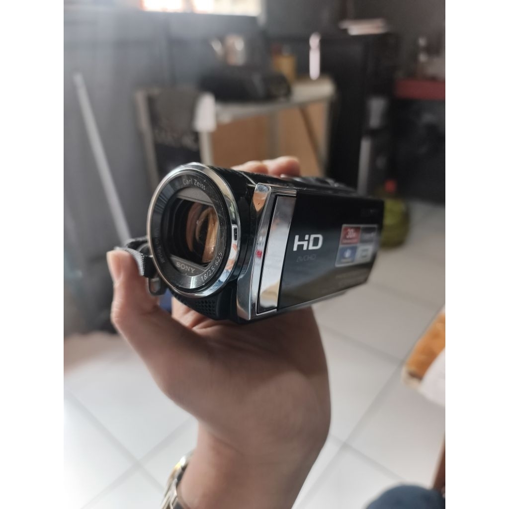 Handycam sony hdr cx190 bekas baik normal lancar jaya
