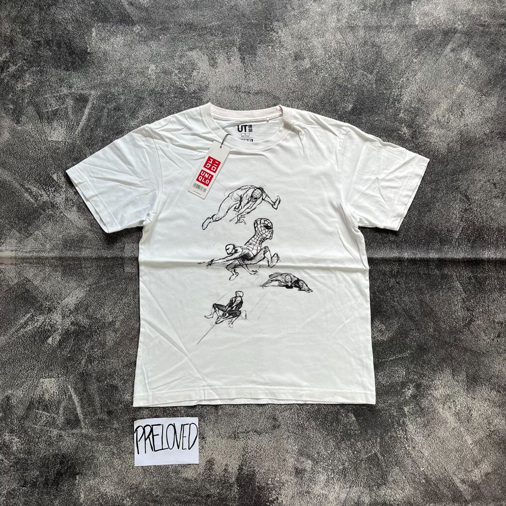 Tshirt Uniqlo UT x Marvel Spiderman Kaos Putih ukuran S