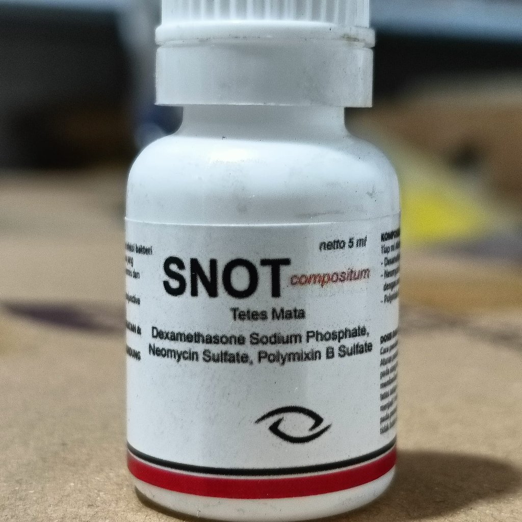 Obat Snot Compositum Vitamin Mata Burung Snot Katarak Bengkak / berair pada Burung Parkit Parot Kena