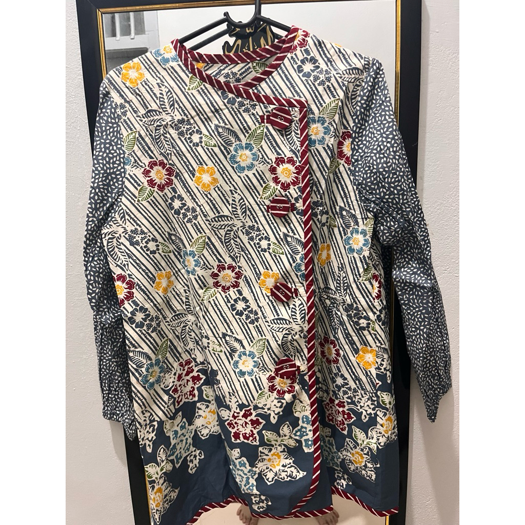 PRELOVED BATIK NONA RARA