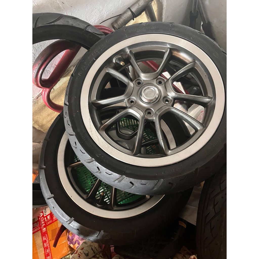 velg yatch vespa matic